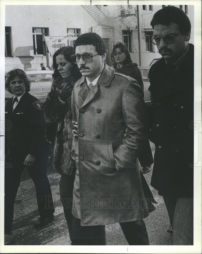 1981 Press Photo Fred Eurollo Leaves Criminal Court Guilty on Manslaughter - Historic Images