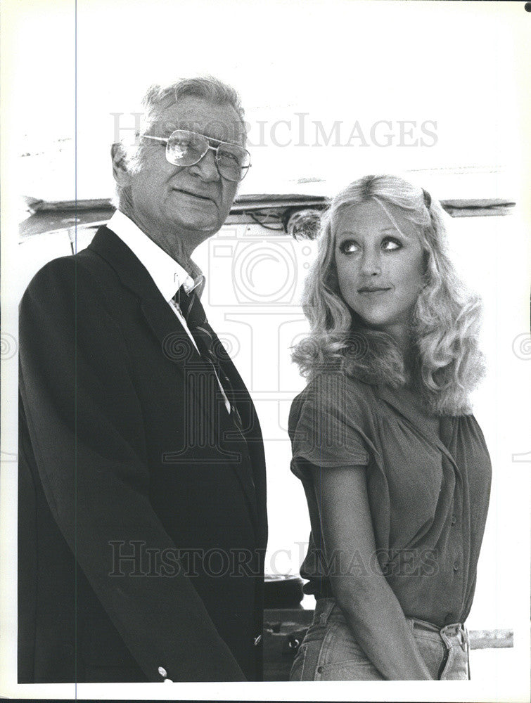 1974 Press Photo Buddy Ebsen and daughter Bonnie in The Paradise Connection - Historic Images