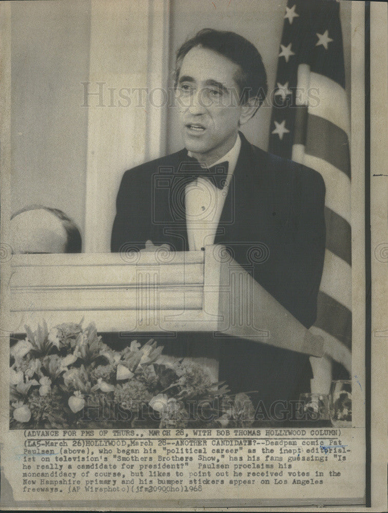 1968 Press Photo Comic Pat Paulsen  Speaking Possible Presidential Candidate - Historic Images