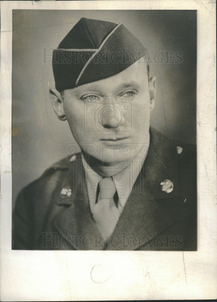 1944 Press Photo Pvt. Melvin Price soldier Democratic candidate Congress - Historic Images