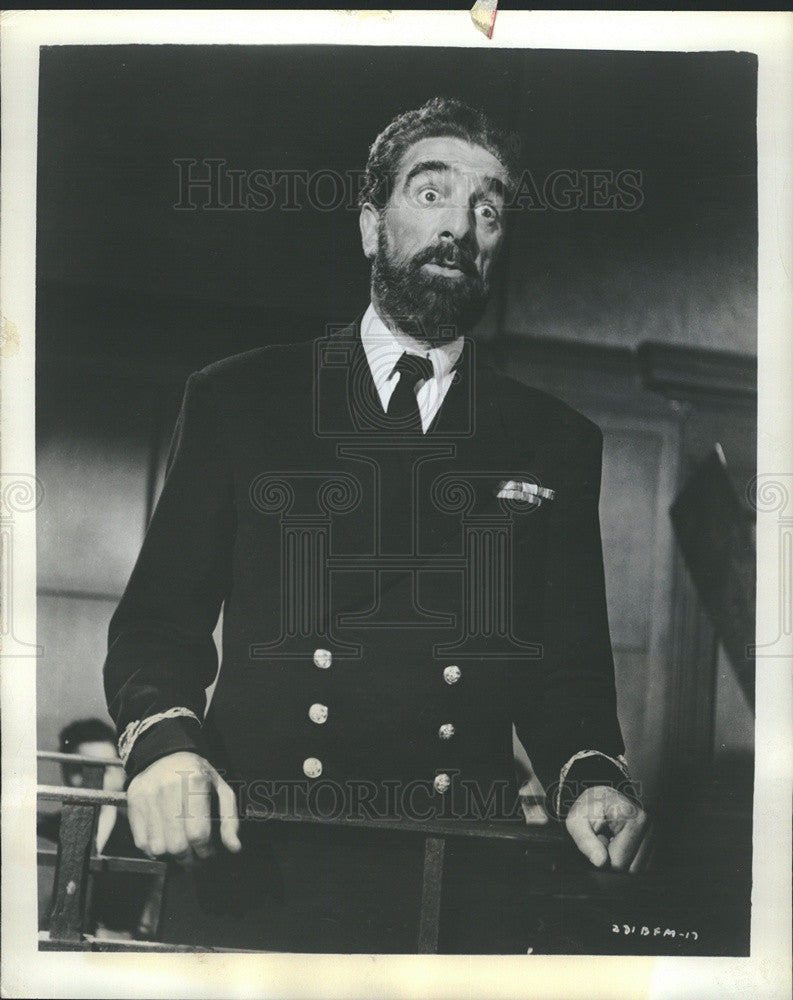 1952 Press Photo Island Rescue Film Actor Noel Purcell Surprised Eyes ...