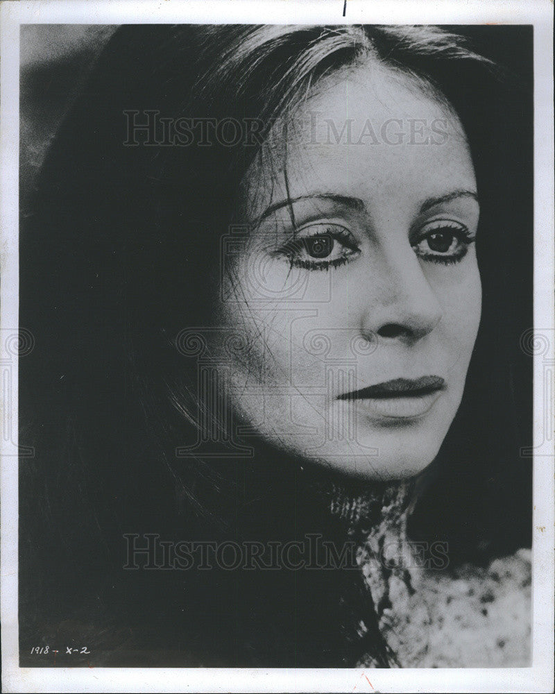 1973 Press Photo Sarah Miles in &quot;The Skin of Our Teeth&quot; - Historic Images