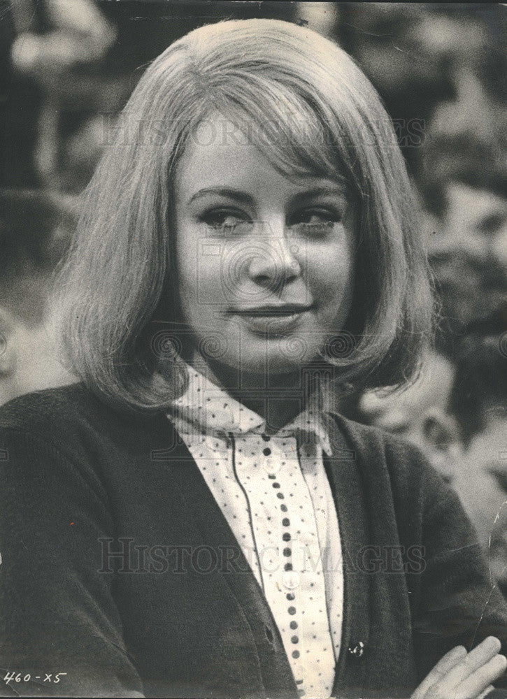 1971 Press Photo British Film Actress Sarah Miles Looking Sly - Historic Images