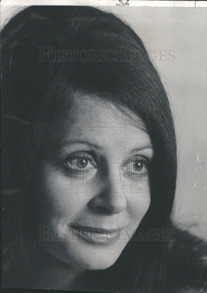 1973 Press Photo Actress Sarah Miles Closeup Candid Interview Chicago - Historic Images