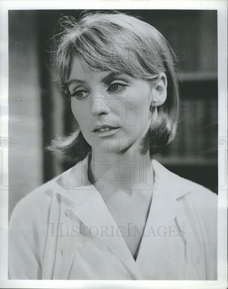 1966 Press Photo Joanna Miles - Historic Images