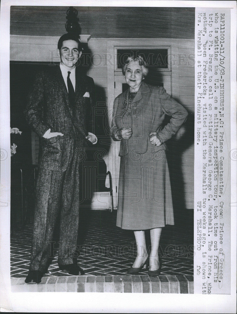 1958 Press Photo Prince Constantine visits U.S., shown with Mrs. Marshall - Historic Images