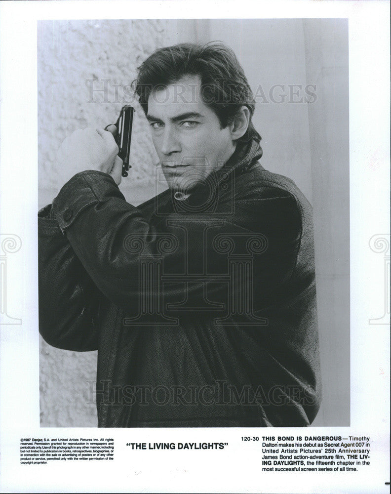 1987 Press Photo The Living Daylights Timothy Dalton actor - Historic Images