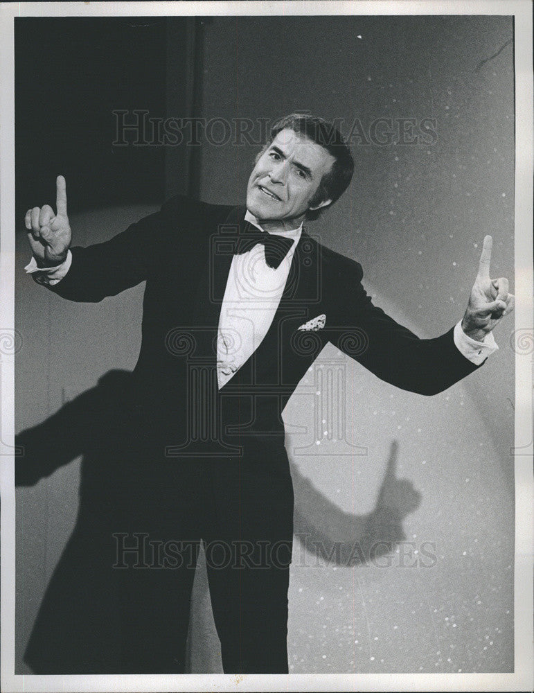 1972 Press Photo Ricardo Montalban Recites A Puzzlement From The King And I - Historic Images