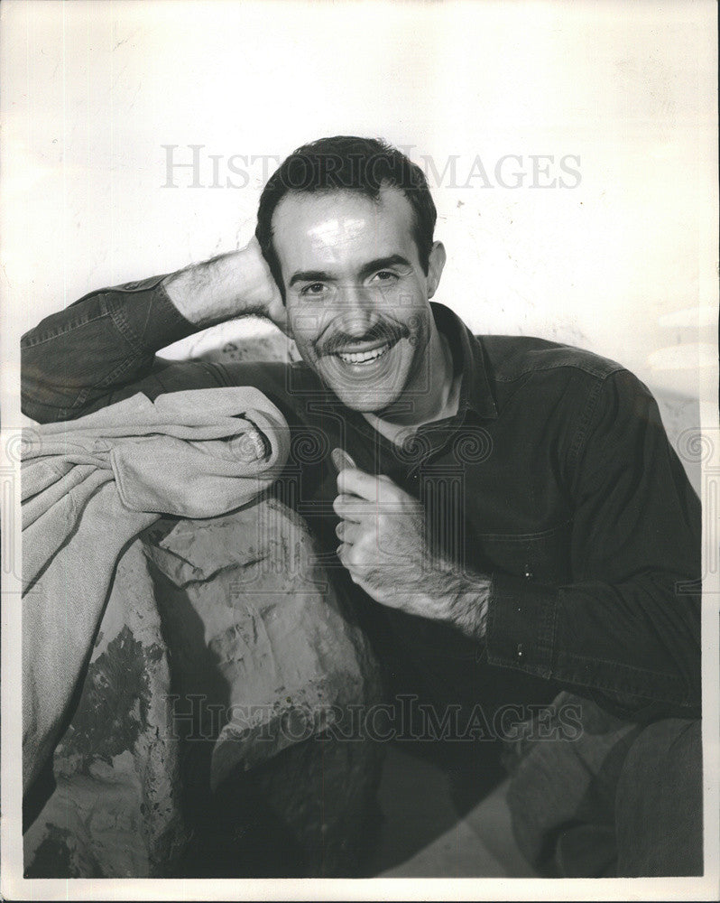 1956 Press Photo Ricardo Montalban Stars CBS Television Movie Esteban&#39;s Legacy - Historic Images