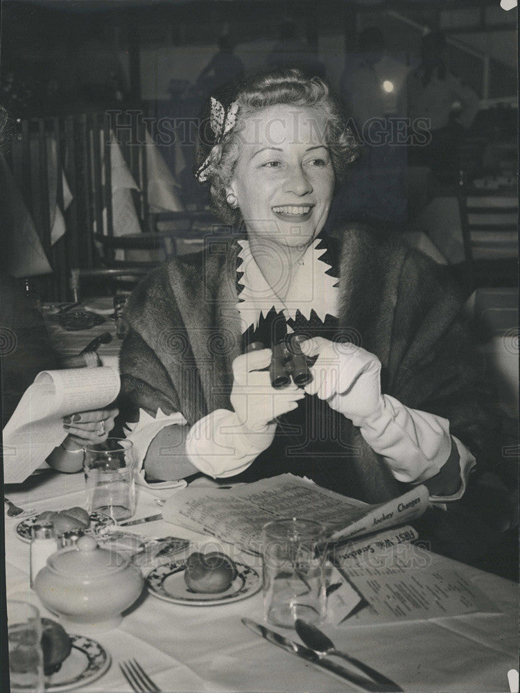 1950 Press Photo Mrs. Walter d. Monroe guest at party - Historic Images