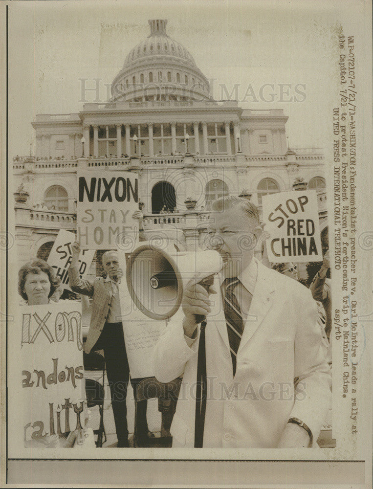 1971 Press Photo Reverend Carl McIntire Leading Rally at the Capital - Historic Images