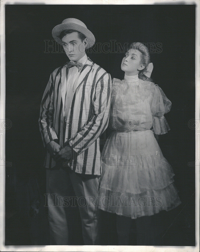 1957 Press Photo Patrick Henry/Patricia Meler/Actor/Goodman Theater - Historic Images