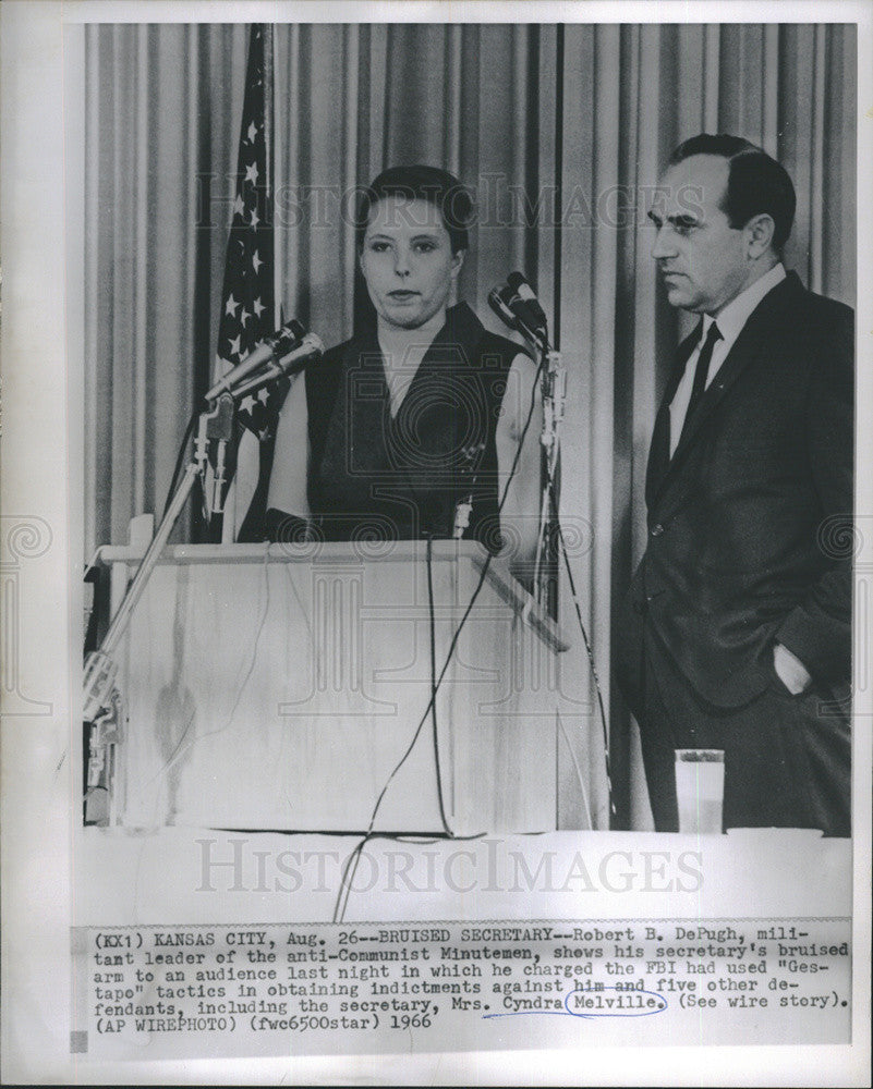 1966 Press Photo Cyndra Melville Robert B. Depugh Miltant Leader of - Historic Images