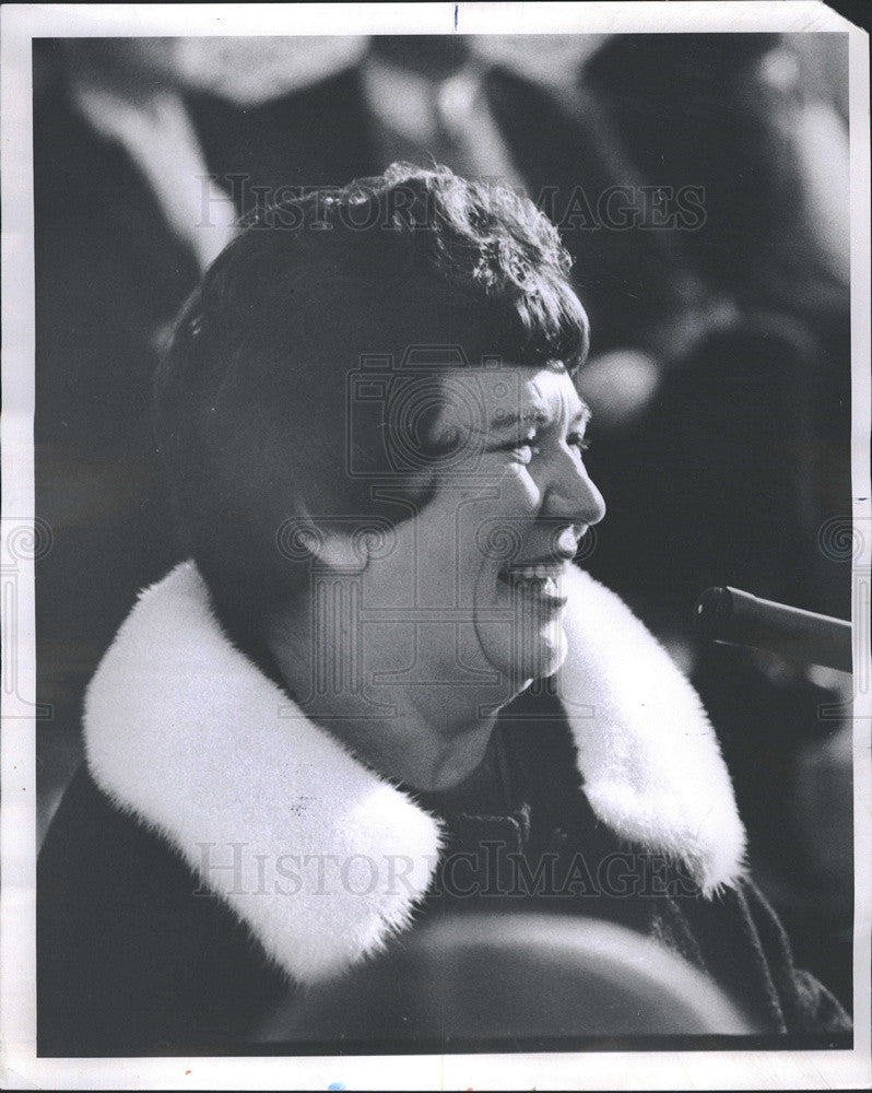 1968 Press Photo Mrs.&quot;stormy&quot; Mabula, loyal fan of Don McNeill. - Historic Images