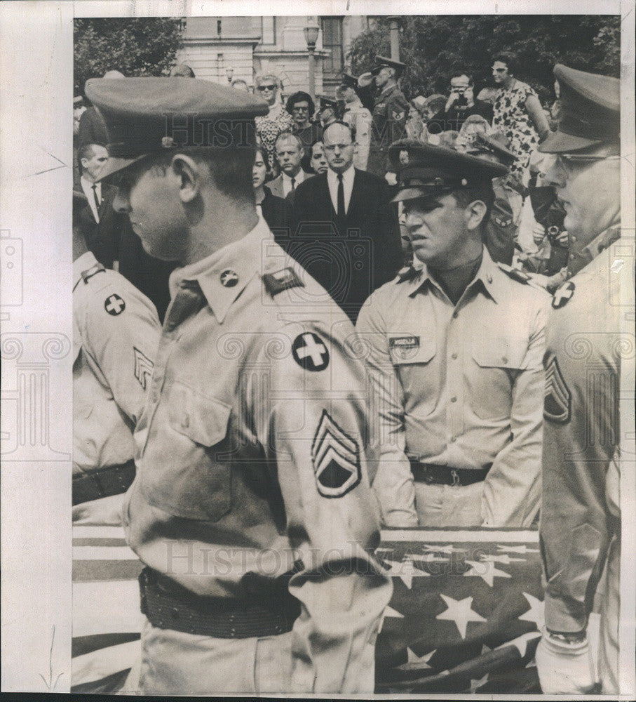 1965 Press Photo Springfield Illinois, Flag-draped casket of Adlai Stevenson. - Historic Images