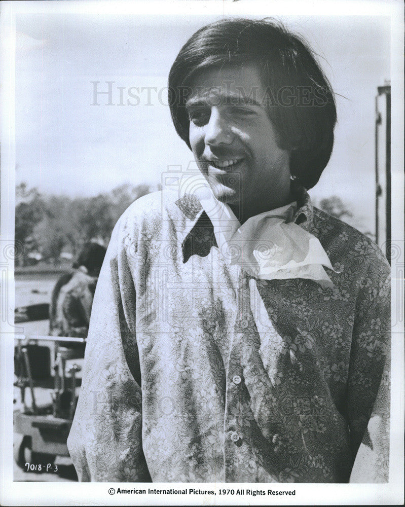 1974 Press Photo Actor Wes Stern in a Scene of Movie Up In the Cellar - Historic Images