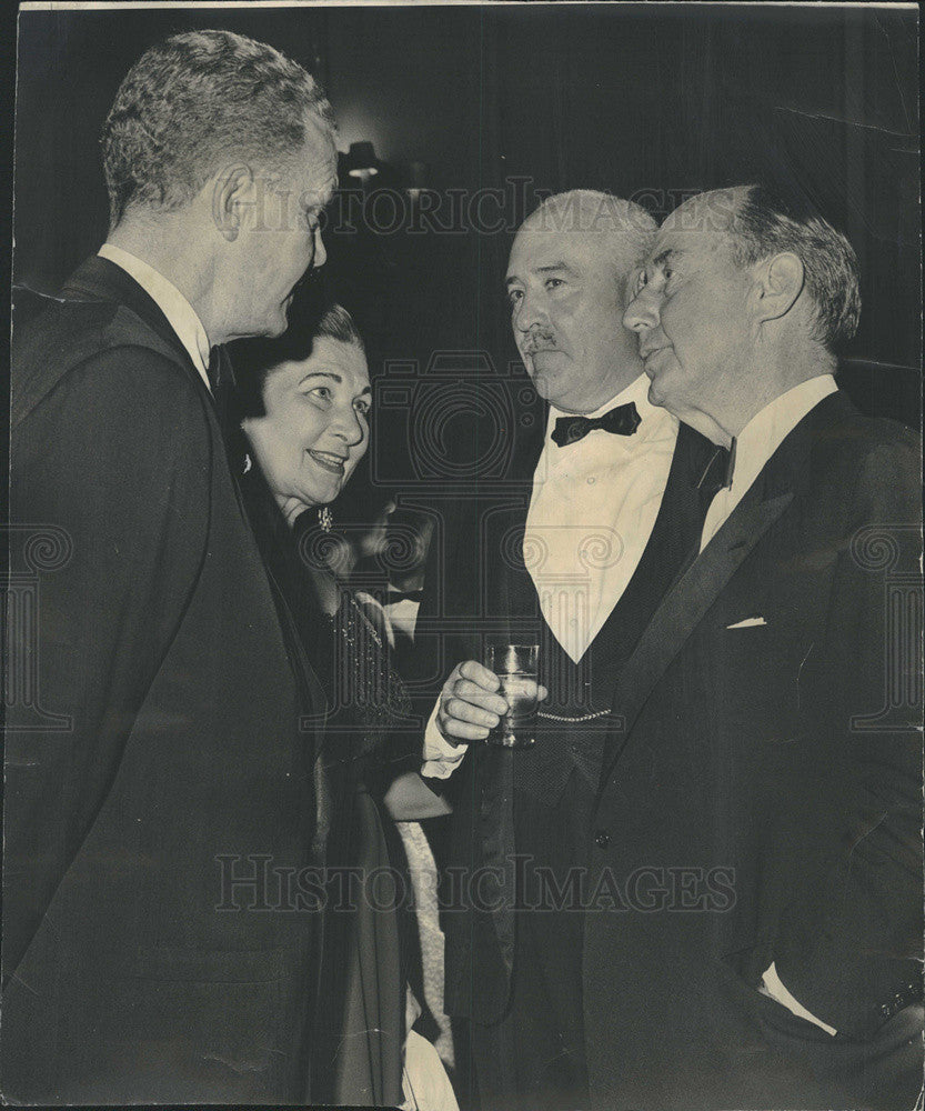 1964 Press Photo Mrs. Peterson, Lyle Spencer, James Baggot &amp; Adlai Stevenson - Historic Images