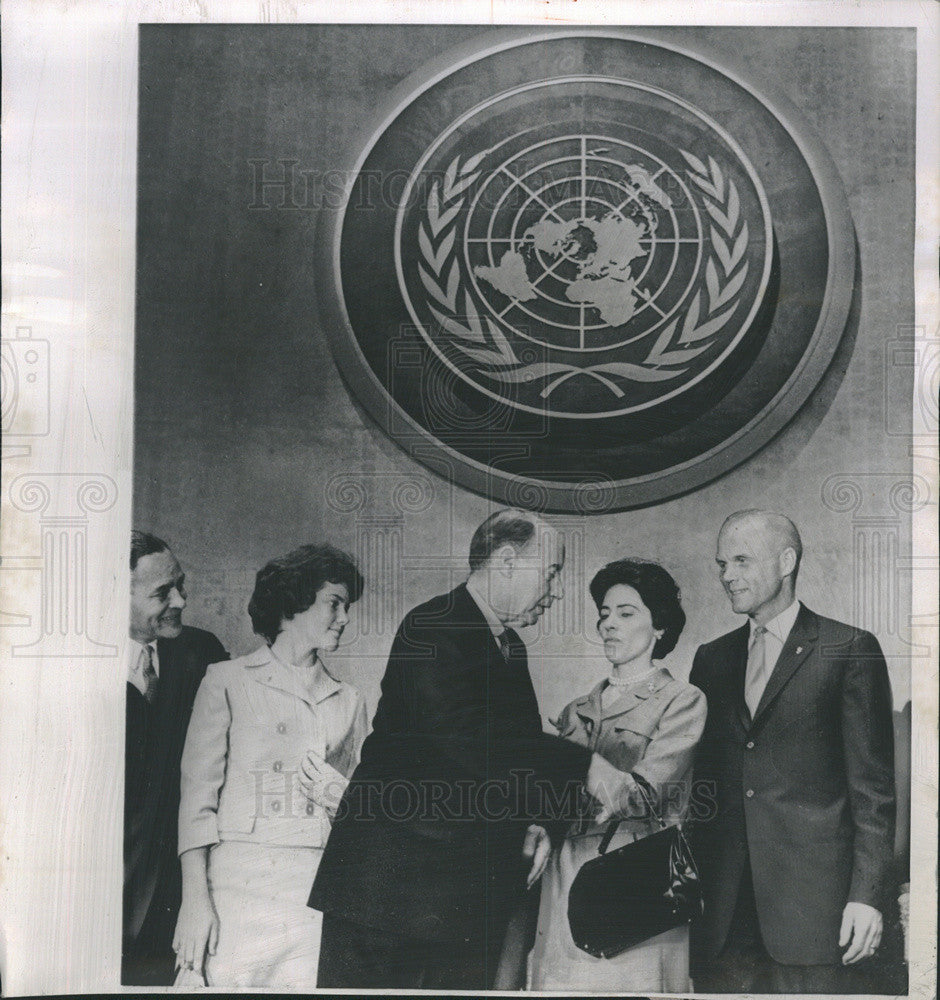 1962 Press Photo US Ambassador to UN Adlai Stevenson and Astronaut John Glenn Jr - Historic Images