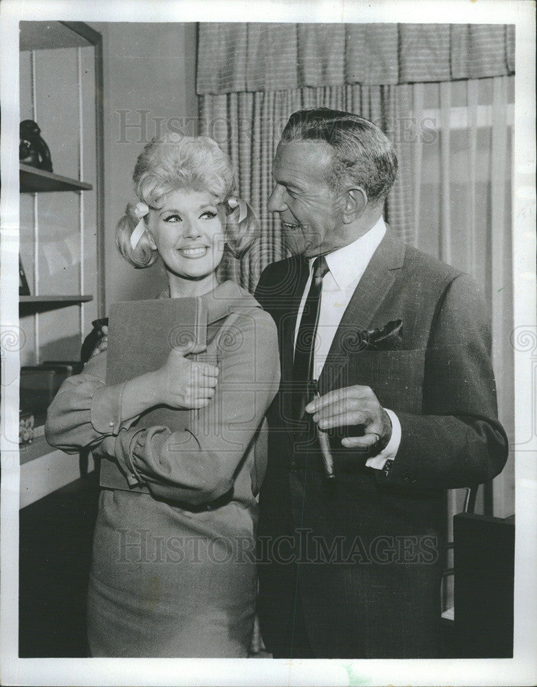 1966 Press Photo Connie Stevens, American Actress and Actor George Burn. - Historic Images