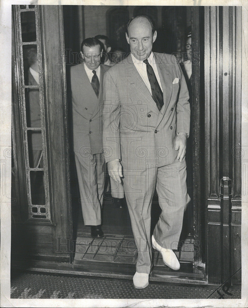 1952 Press Photo Oscar Chapman, and Gov. Adlai Stevenson - Historic Images
