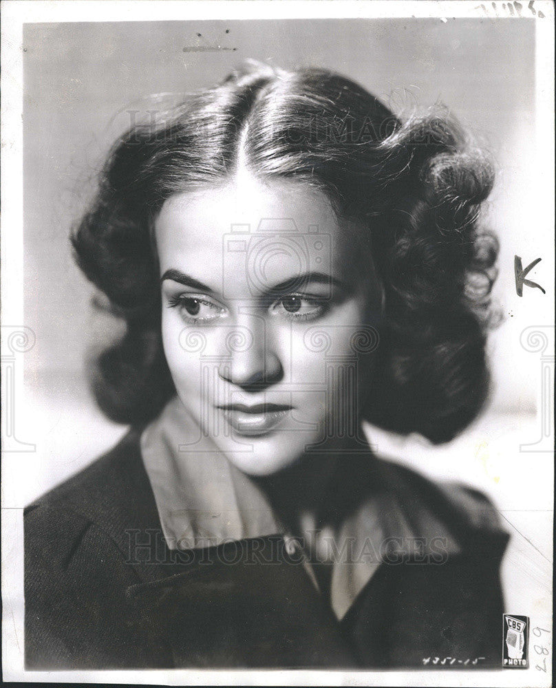 1947 Press Photo Actress Jay Meredit, in &quot;Stories America Love&quot; - Historic Images