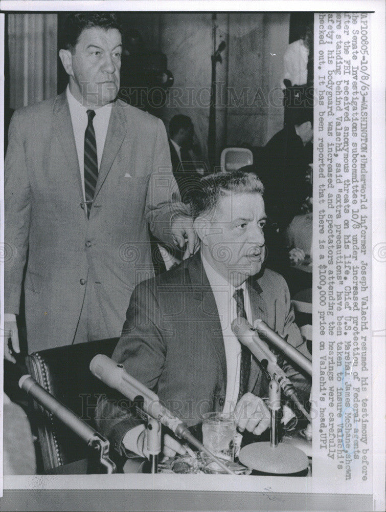 1963 Press Photo informer Joseph Valachi testimony protection FBI agents Chief - Historic Images