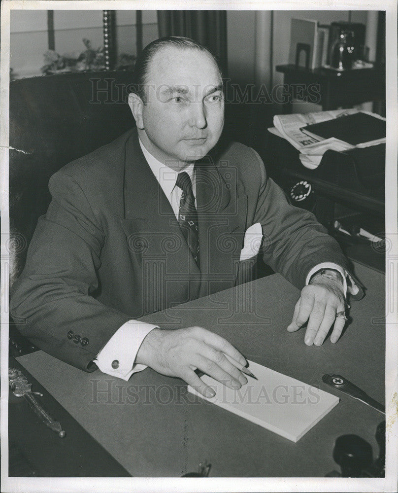 1951 Press Photo George McSwain Special Agent with FBI Resigning - Historic Images