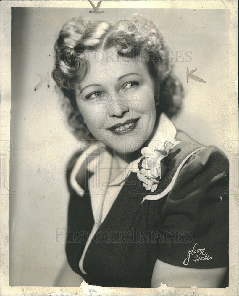 1944 Press Photo June Merrill writer and producer of "For Women Only" on WJJD. - Historic Images