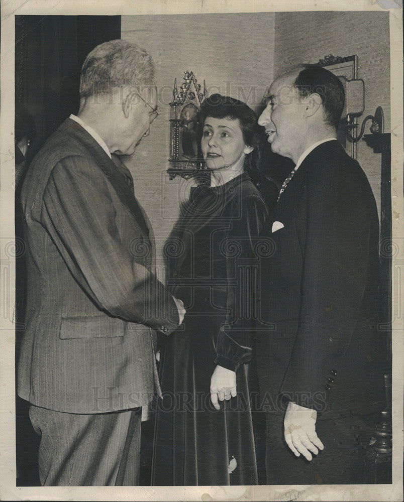 1948 Press Photo Chester Marquis, Mrs. Ellen Stevenson, and Gov. Adlai Stevenson - Historic Images