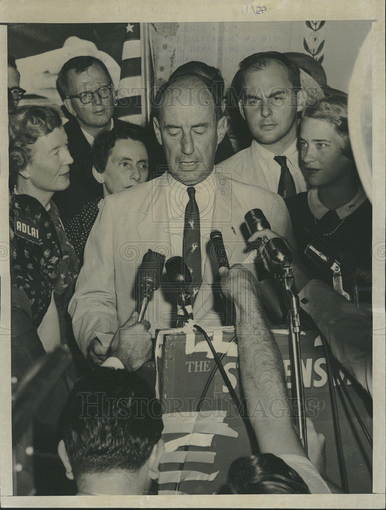 1956 Press Photo Adlai Stevenson - Historic Images