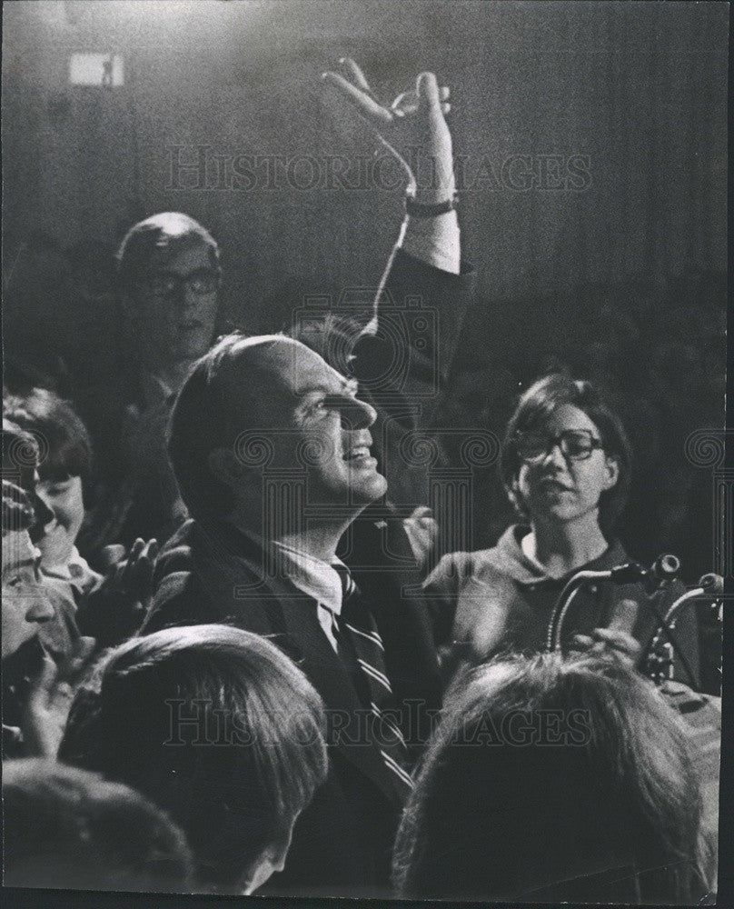 1970 Press Photo Election Campaign. - Historic Images