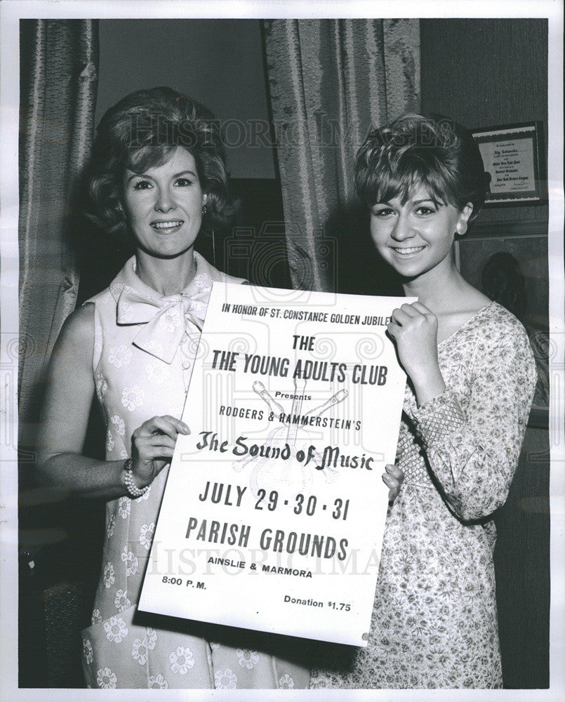 1966 Press Photo Julia Meade &amp; Mary Ann Raczka in &quot;The Sound of Music.&quot; - Historic Images