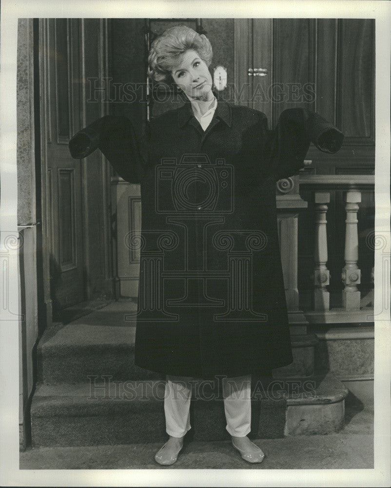 1966 Press Photo Julia Meade, Mary Mary - Historic Images