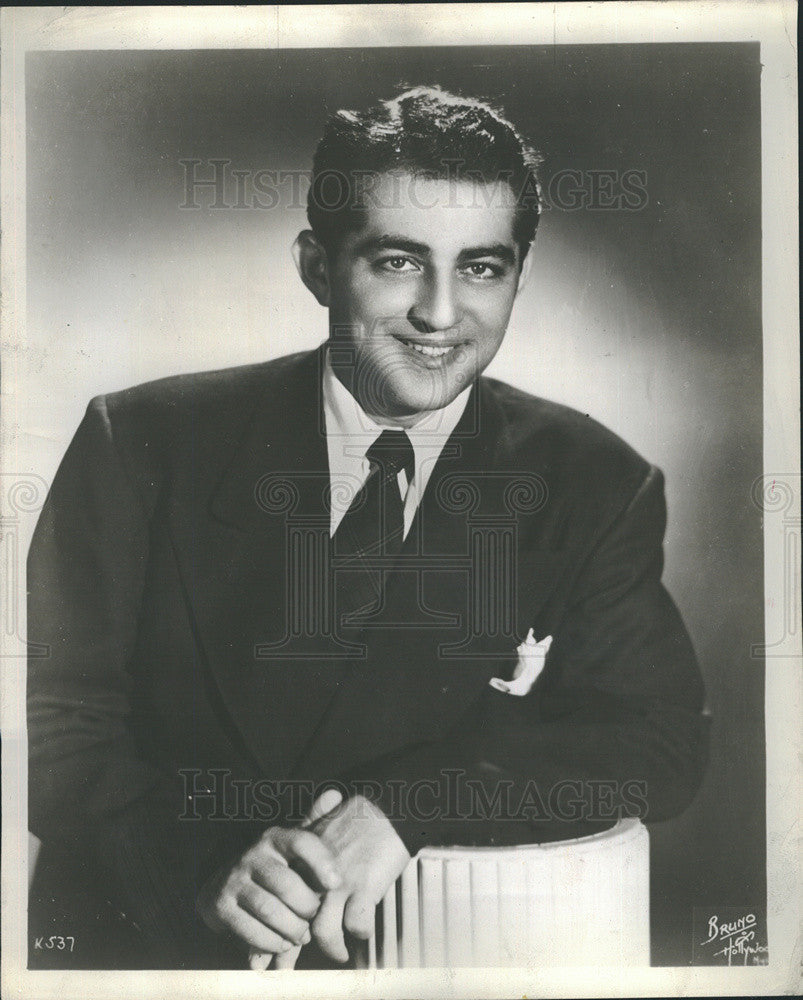 Press Photo Robert Merrill, Metropolitan Opera American Baritone Singer - Historic Images