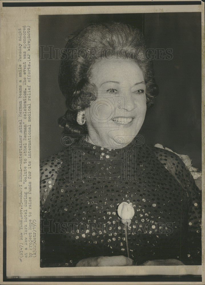 1975 Press Photo Entertainer Ethel Merman During Her Celebration Event - Historic Images