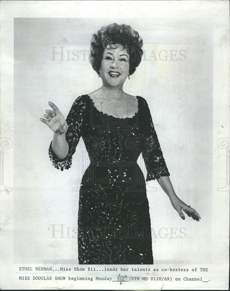 1969 Press Photo Ethel Merman, co-hostess of The Mike Douglas Show. - Historic Images