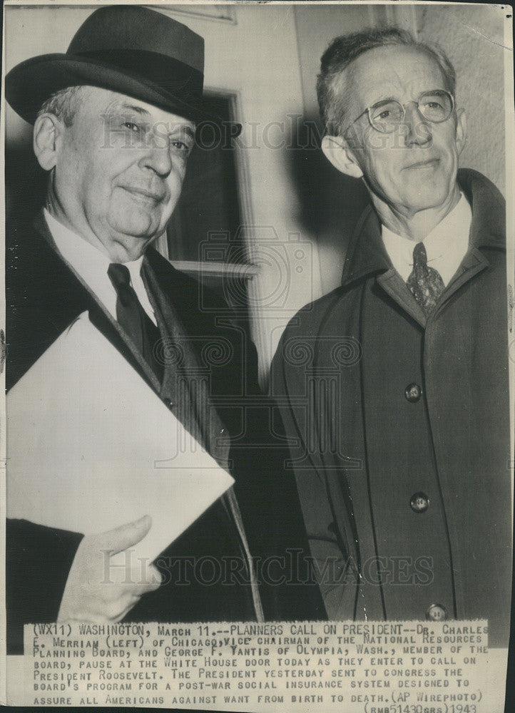 1943 Press Photo Dr. Charles E, Merrian and George F. Yantis at White House - Historic Images