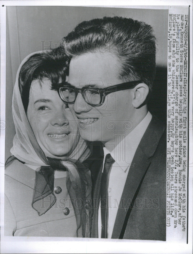 1966 Press Photo Steve McClure smiling since being charged with murder of his - Historic Images