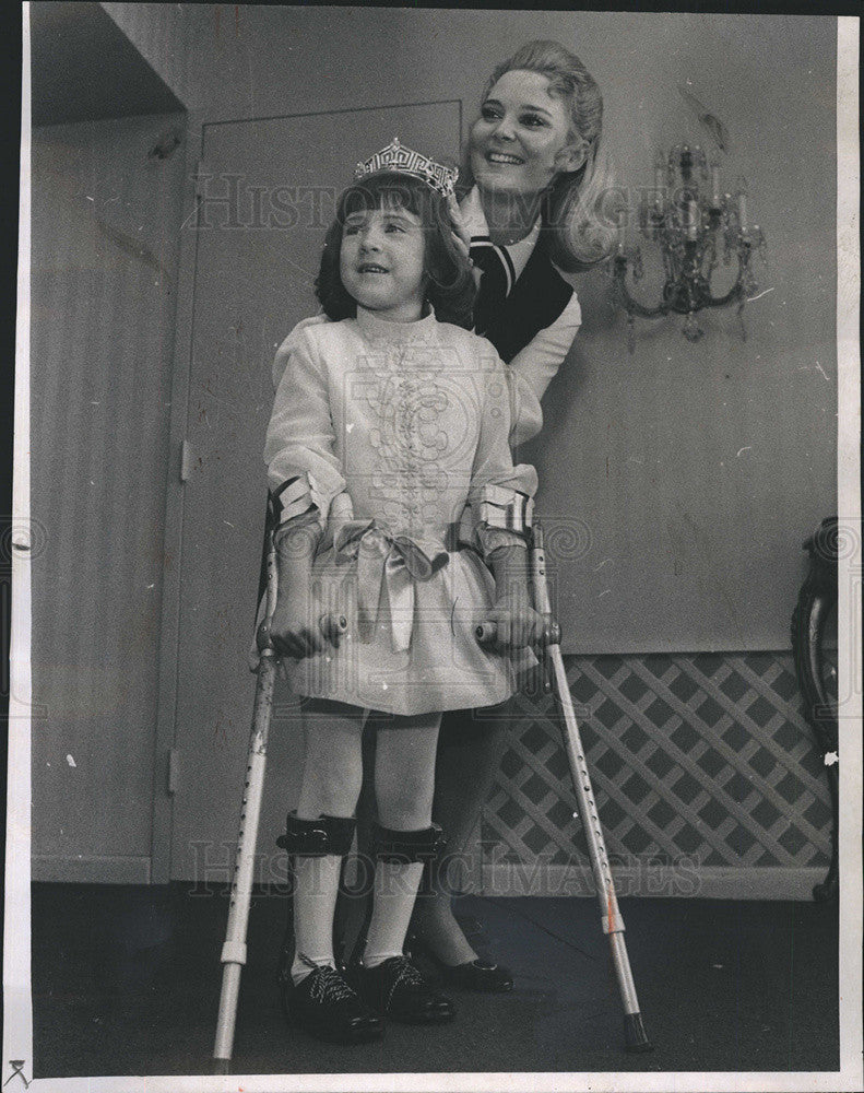 1970 Press Photo Sheila O&#39;Neil, Chicago Easter Seal, Pamela Ann Elred - Historic Images