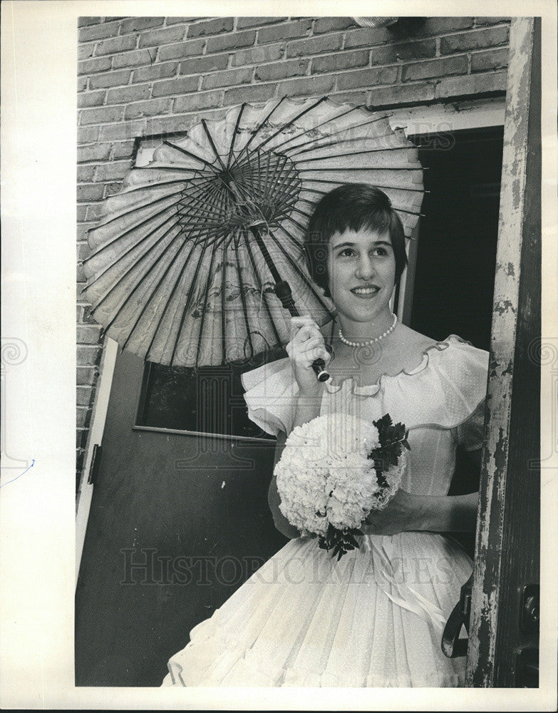 1963 Press Photo May Queen Helen Geraghty - Historic Images