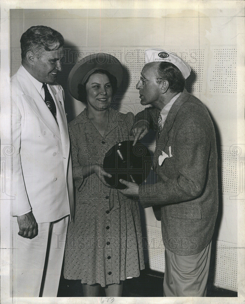 1942 Press Photo Kay Kyser chairman American Legion national drive Arthur Canty - Historic Images