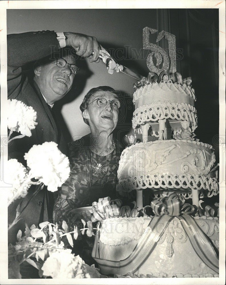 1966 Press Photo Robert M. George/Palmer House/Josie Meehan/Housekeeper - Historic Images