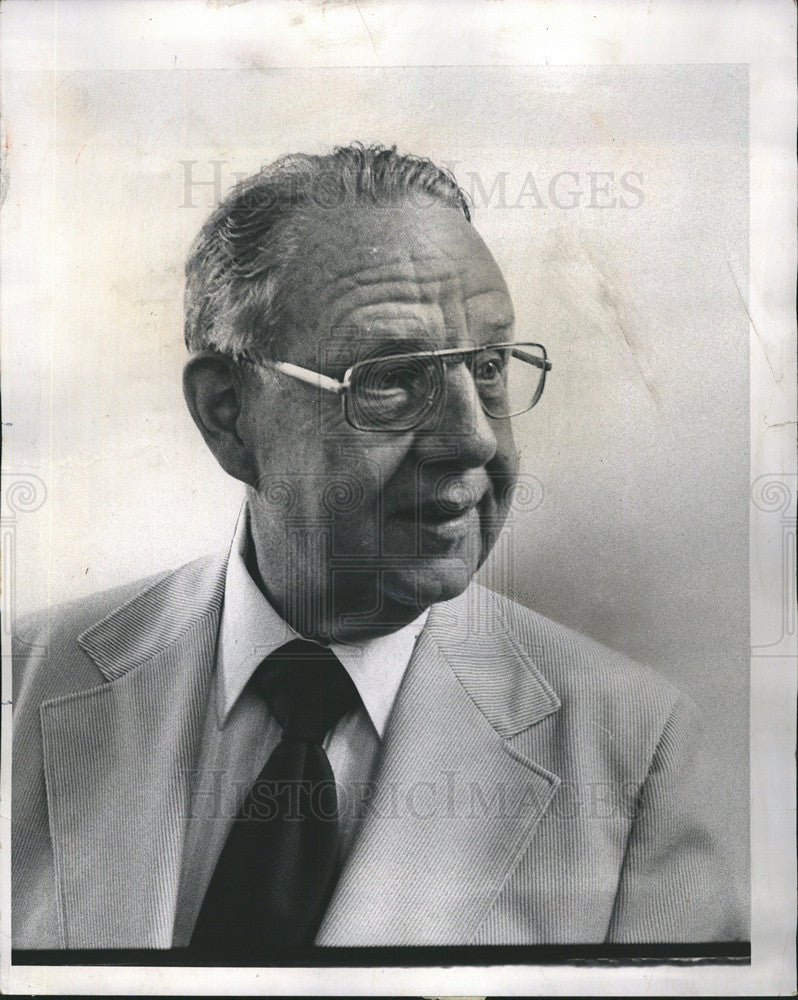 1976 Press Photo Joe Meegan Executive Secretary Illinois Commerce Commission - Historic Images