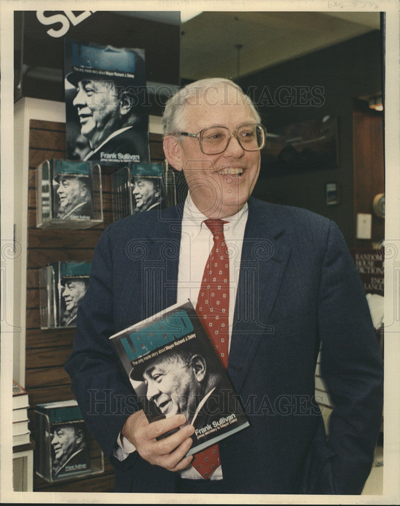 1989 Press Photo Frank Sullivan Author Former Mayor Daley Press Secretary - Historic Images