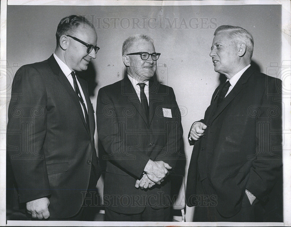 1965 Press Photo George W. Mitchell Rolf Weill &amp; David M. Kennedy U. Roosevelt - Historic Images