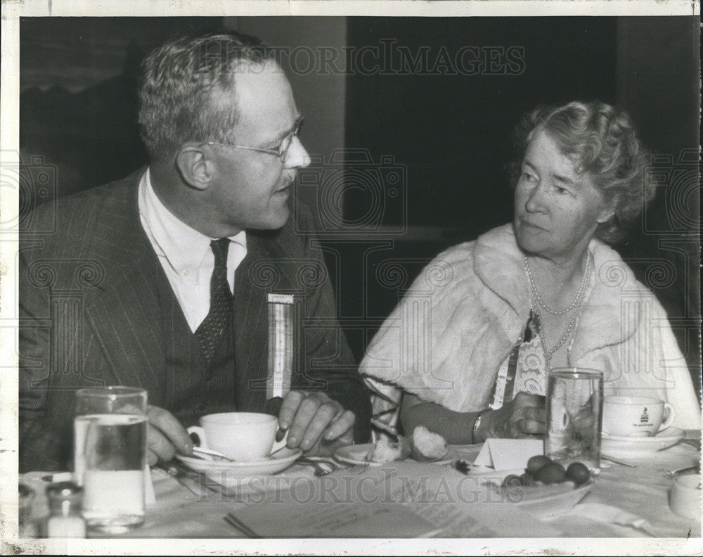 1941 Press Photo Elizabeth Reeve Morrow &amp; Allen W. Dulles Continental Congress - Historic Images