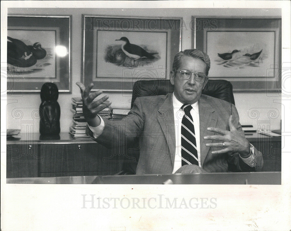 1985 Press Photo Chairman of Amoco Corporation Richard Morrow - Historic Images