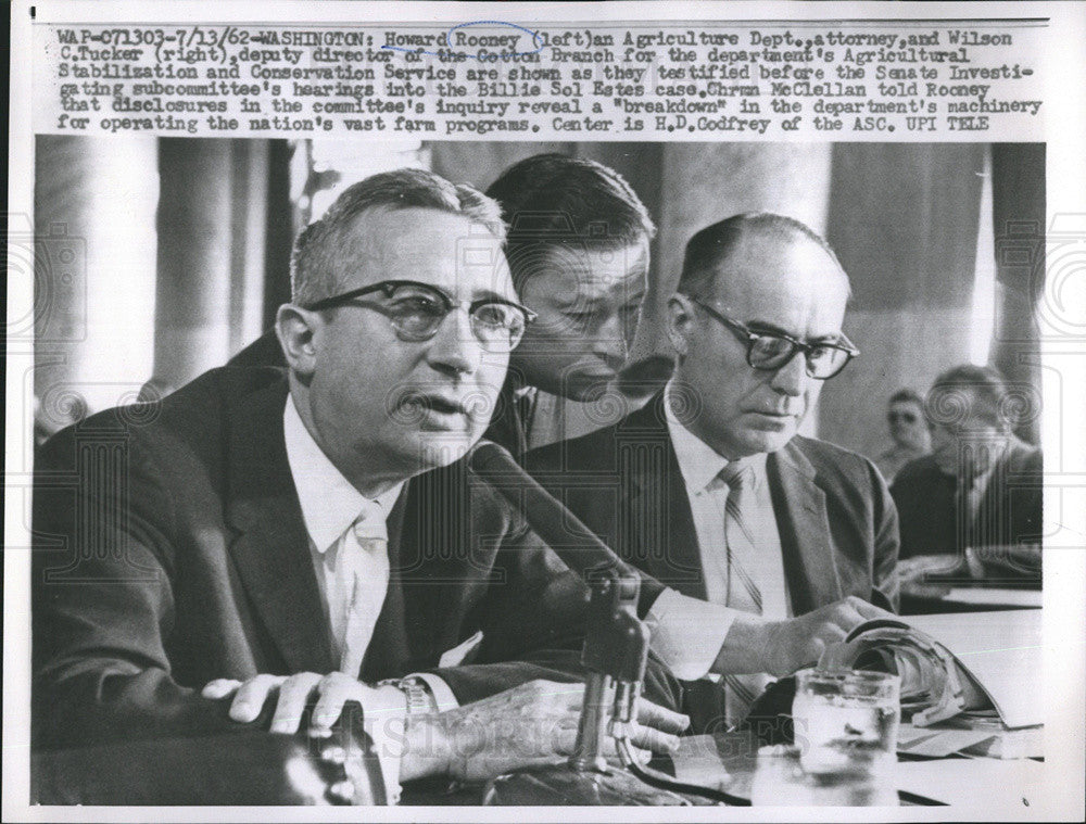 1962 Press Photo Howard Rooney  And Wilson Tucker At Billie Sol Estes Case - Historic Images