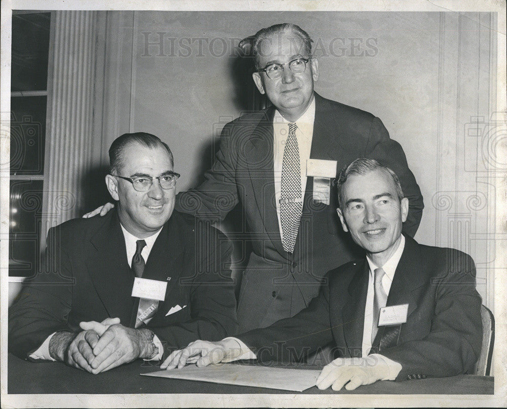 1954 Press Photo Donald Quarles Francis Cox Alexander Monteith Morrison hotel - Historic Images