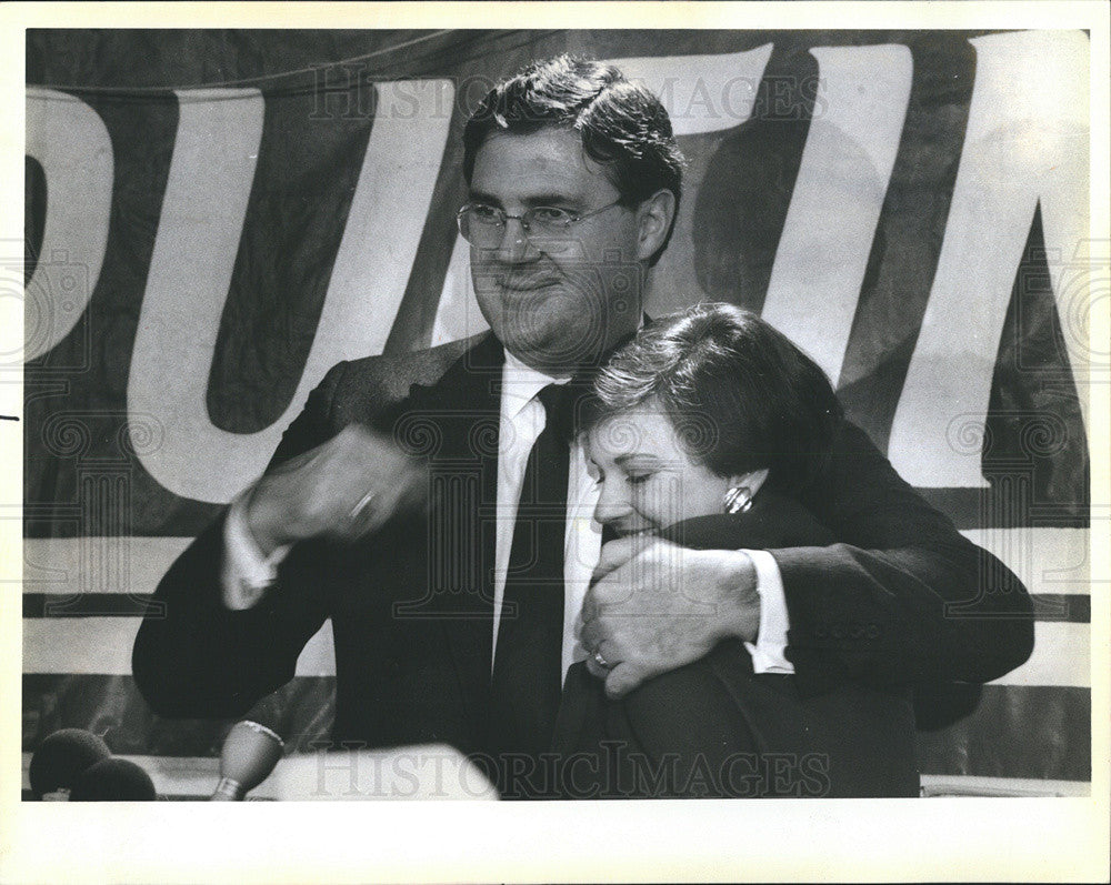 1988 Press Photo Aurelia Pucinski &amp; Husband Jim Keithley After County Clerk Win - Historic Images